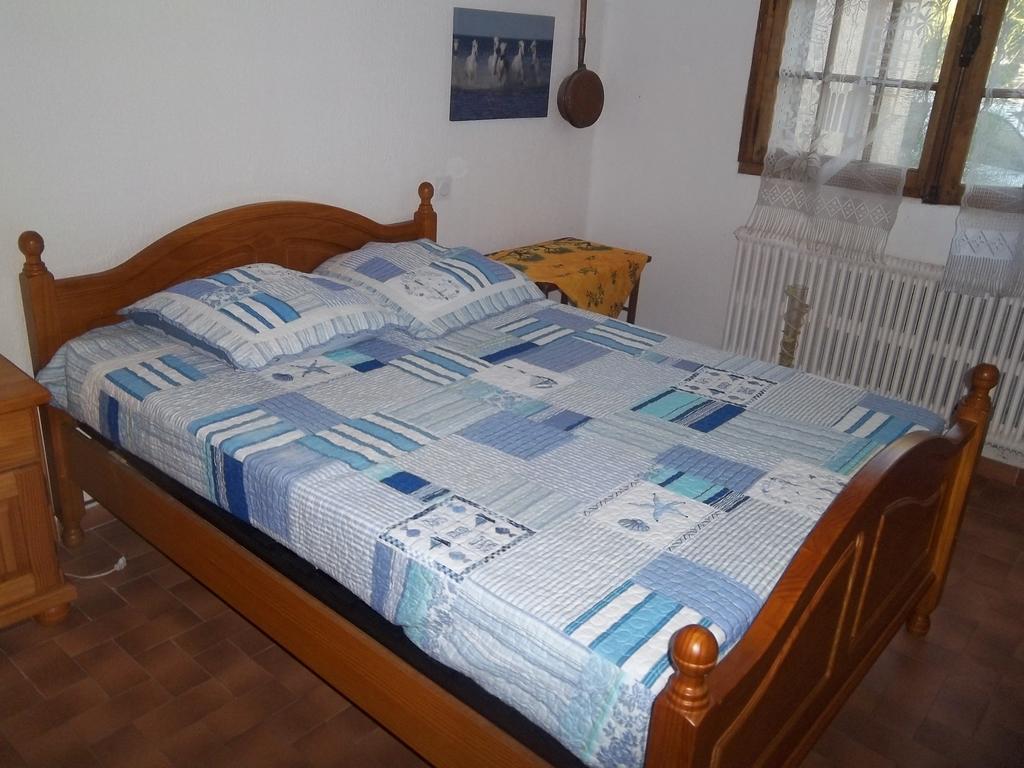 B&B Le Petit Frigouye Рошфор-дю-Гар Номер фото